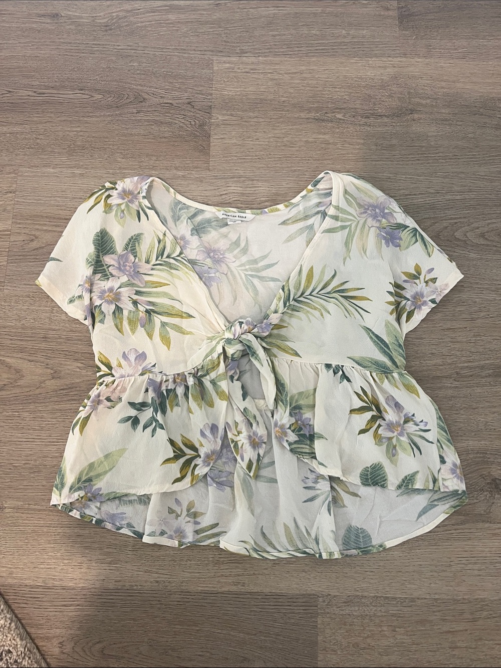 American Eagle Outfitters Floral Tie-Front Top in Cream, Green and Lavender